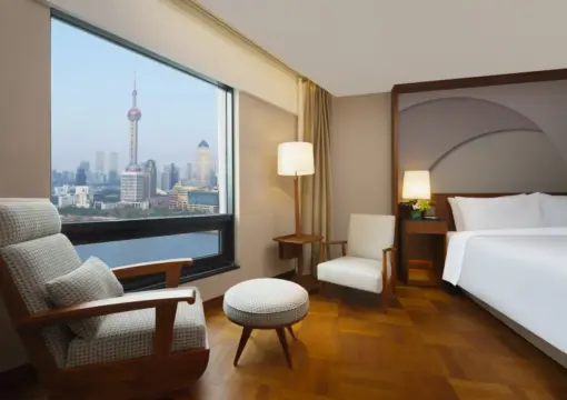 Bund Suite With River View