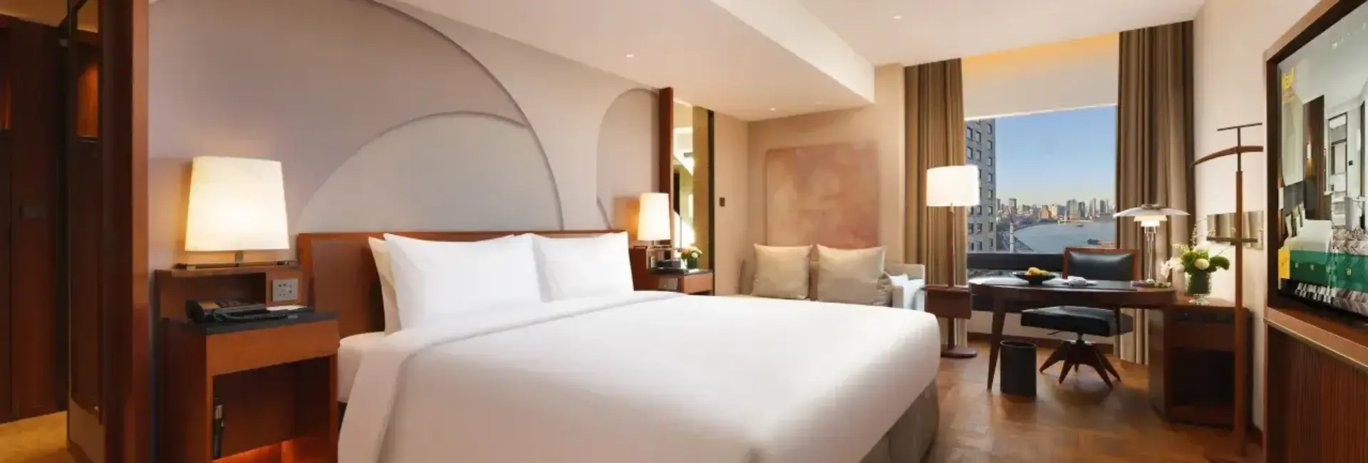 Guestroom – River-View (Double Bed)