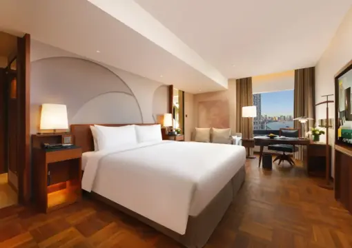 Guestroom – River-View (Double Bed)