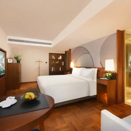 Guestroom – River-View (Double Bed)