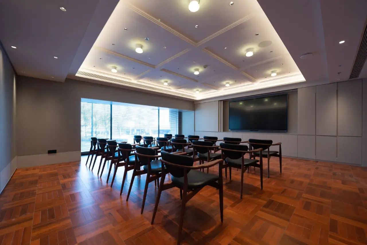 MaxX By Steigenberger on the Bund Shanghai - business (4)