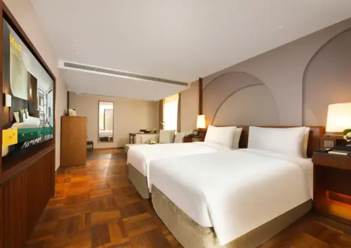 Memory Of Shanghai Twin Room (DIY Cocktails + Smart Toilet + Tub)