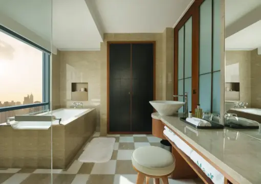 Memory Of Shanghai Twin Room (DIY Cocktails + Smart Toilet + Tub)