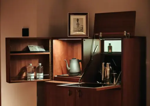 Shanghai Suite With River View