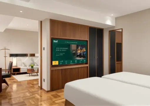 Shanghai Superior Family Suite (Shanghai Old City View + DIY Cocktails + Tub)